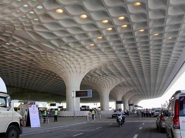 Mumbai Airport to Pune cab